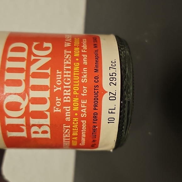 Vintage Mrs. Stewart's Liquid Bluing Bottle - Picture 4 of 4